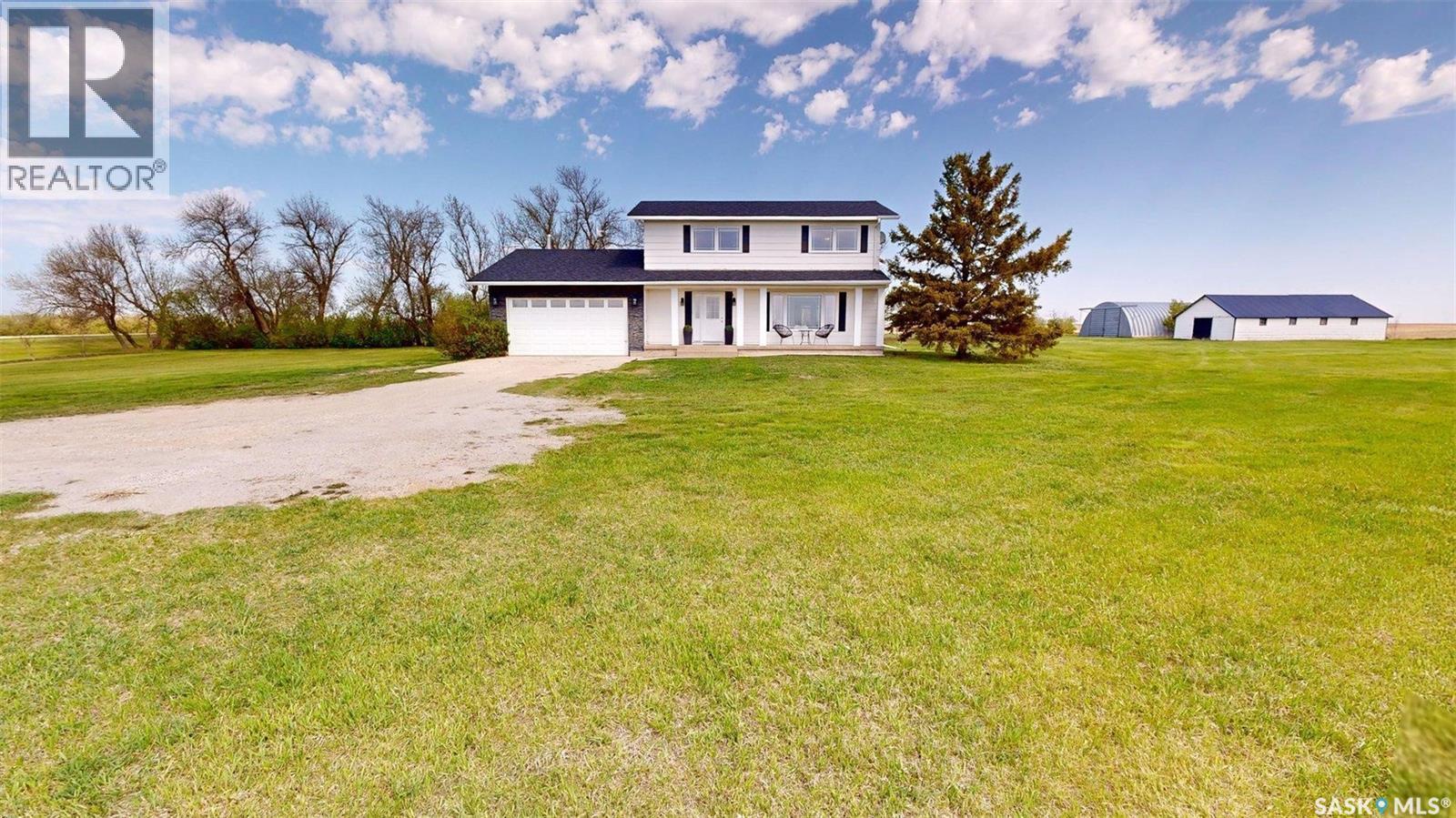 Sw22-15-15-W2, Rm Of Francis #127 Sk, Francis Rm No. 127, SK - Outdoor