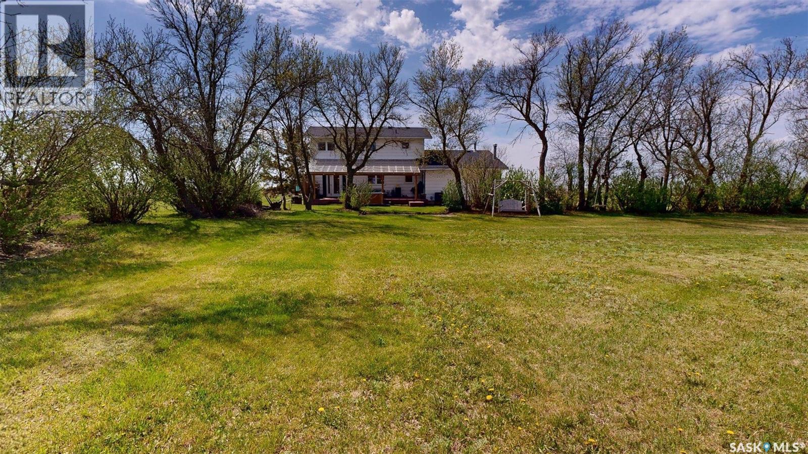 Sw22-15-15-W2, Rm Of Francis #127 Sk, Francis Rm No. 127, SK - Outdoor