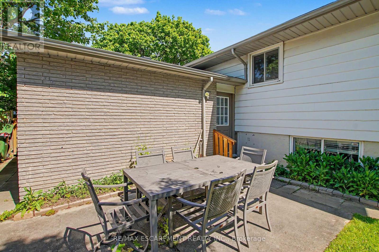 304 St Andrews Drive, Hamilton, ON - Outdoor With Deck Patio Veranda With Exterior