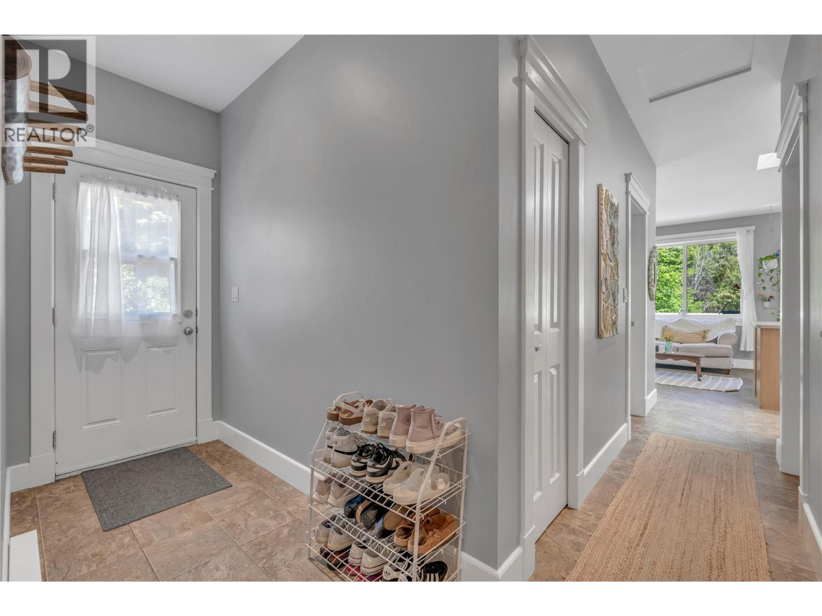 14406 Latimer Avenue, Summerland, BC - Indoor Photo Showing Other Room