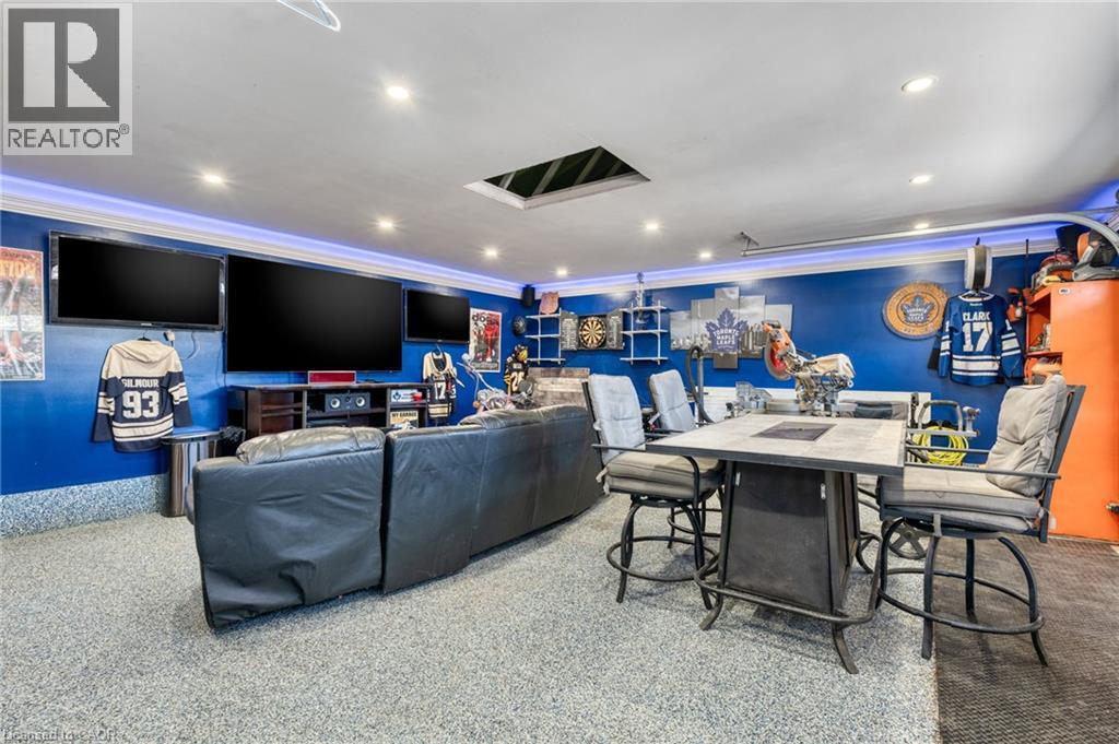 151 Winchester Boulevard, Hamilton, ON - Indoor Photo Showing Office