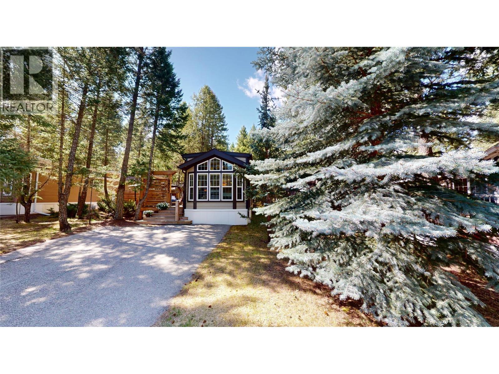 4893 Lynx Crescent, Radium Hot Springs, BC