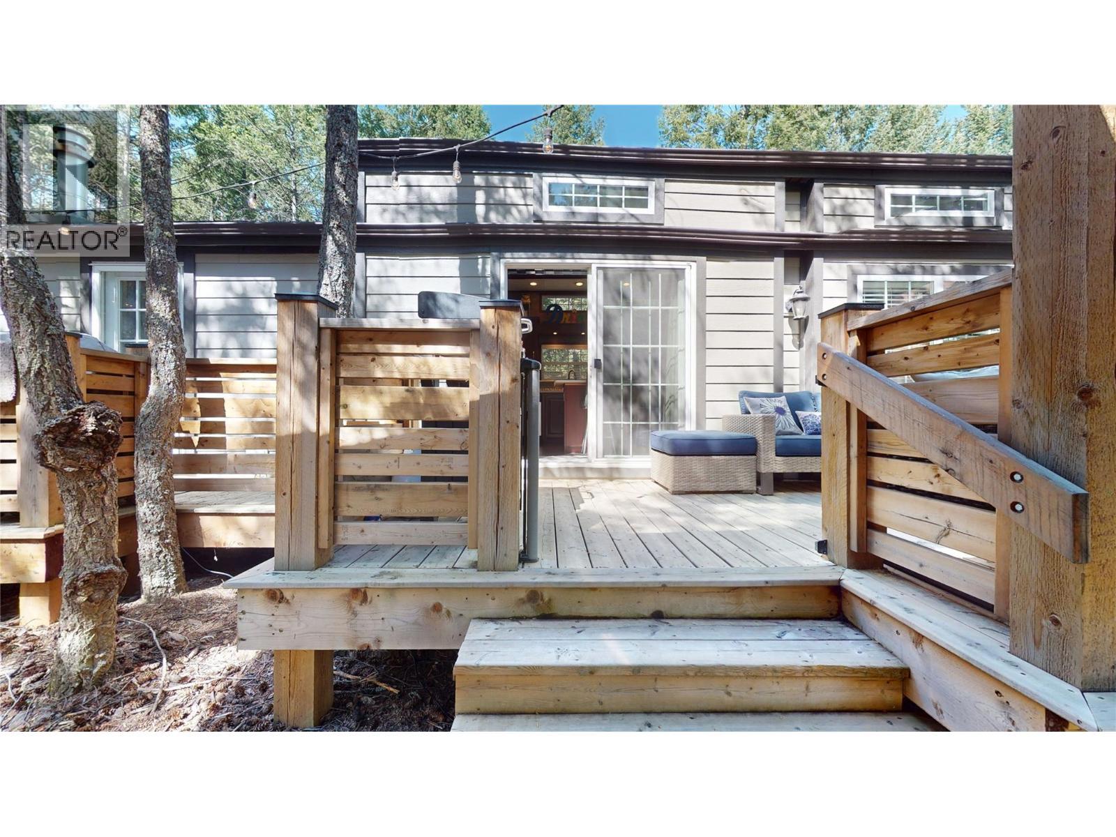 4893 Lynx Crescent, Radium Hot Springs, BC
