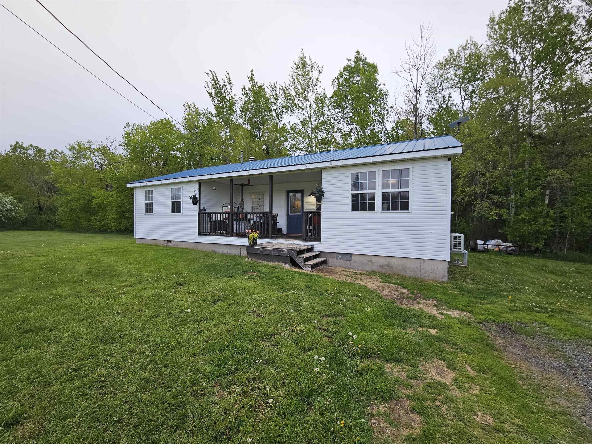 128 Robinson Road, Amherst Head, NS