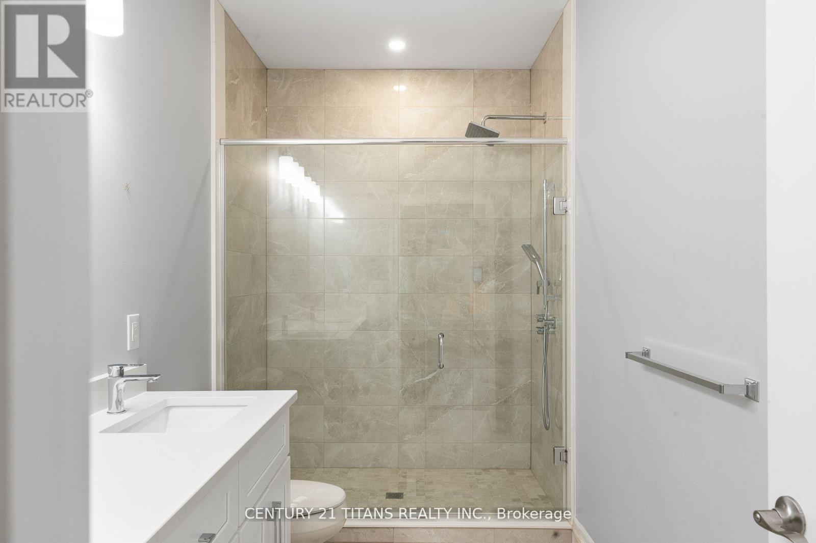19 Tracy Drive, Chatham-Kent, ON - Indoor Photo Showing Bathroom