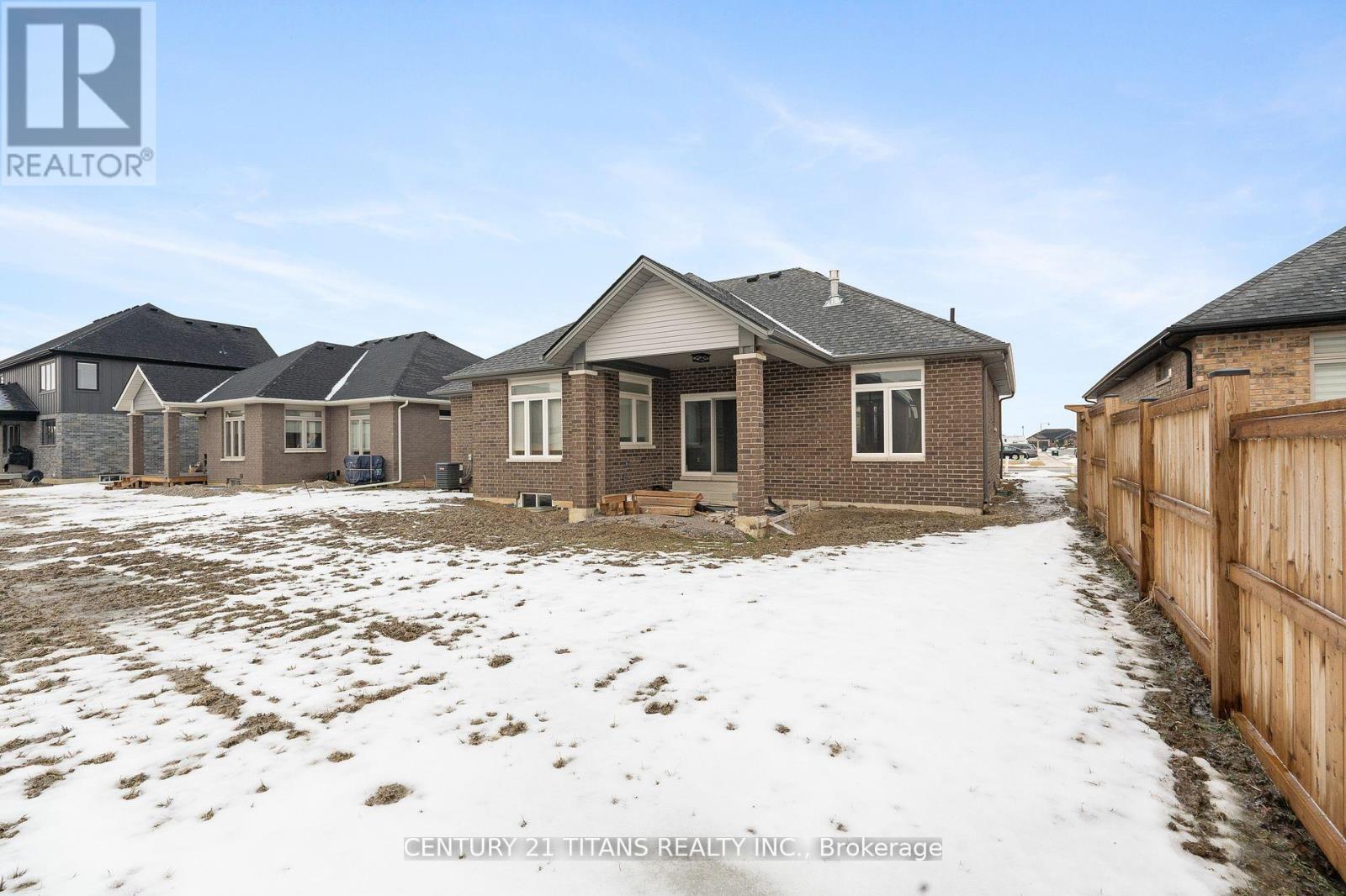 19 Tracy Drive, Chatham-Kent, ON - Outdoor