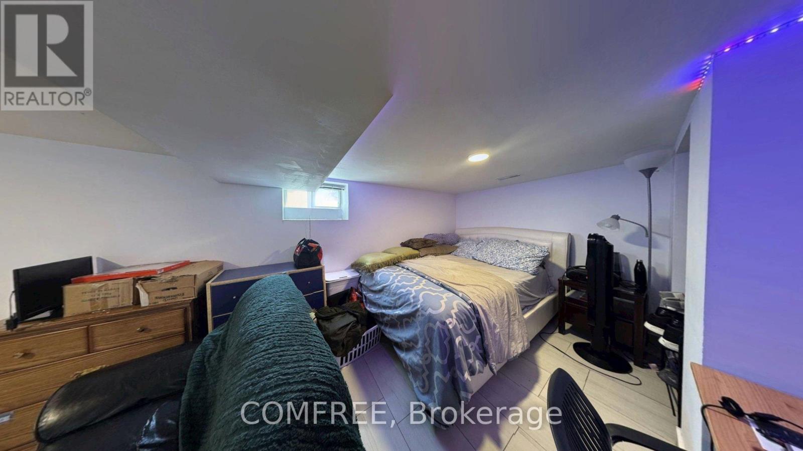 3277 Baby Street, Windsor, ON - Indoor Photo Showing Bedroom