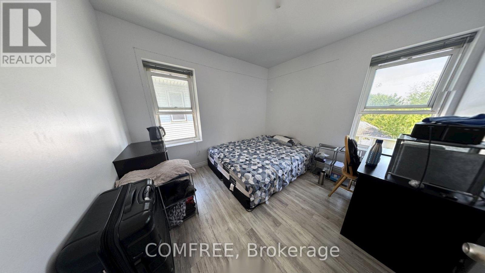 3277 Baby Street, Windsor, ON - Indoor Photo Showing Bedroom