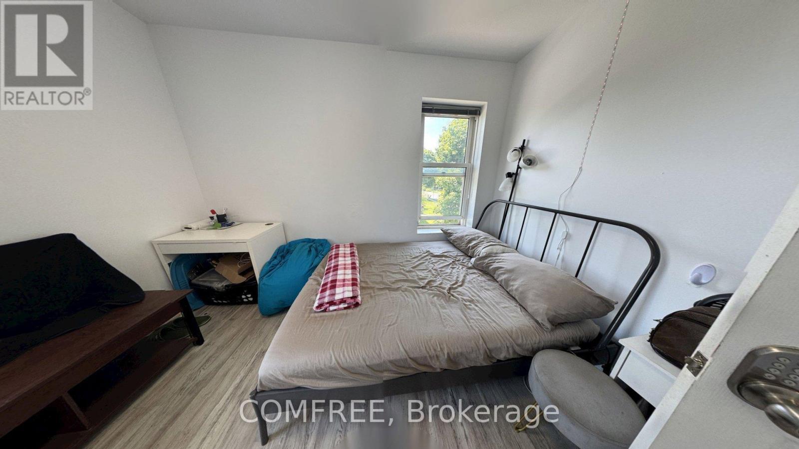 3277 Baby Street, Windsor, ON - Indoor Photo Showing Bedroom
