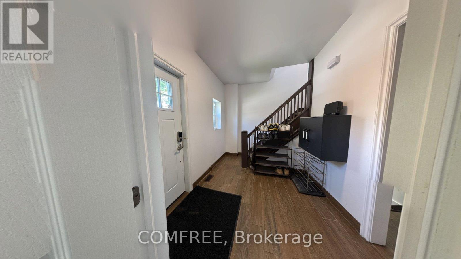 3277 Baby Street, Windsor, ON - Indoor Photo Showing Other Room