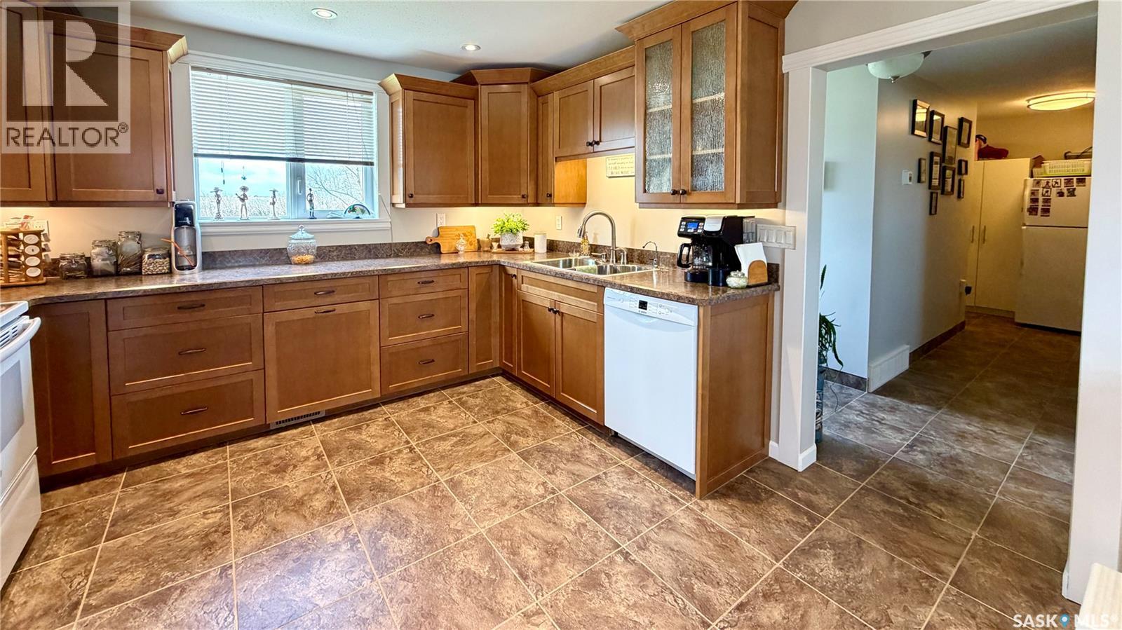East Craik Acreage, Craik, SK - Indoor Photo Showing Kitchen With Double Sink