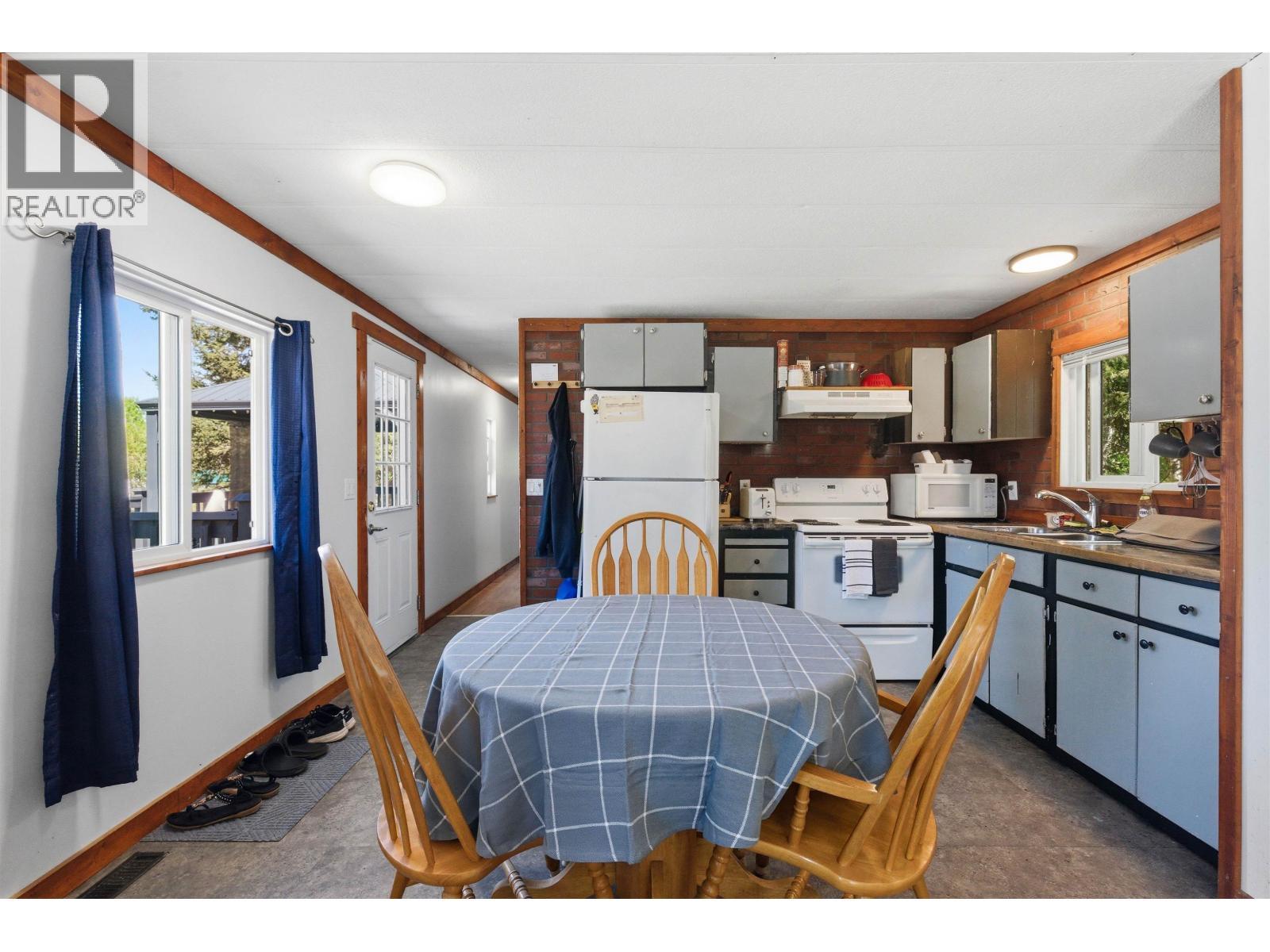 173 Westcoast Road, Williams Lake, BC - Outdoor With Deck Patio Veranda