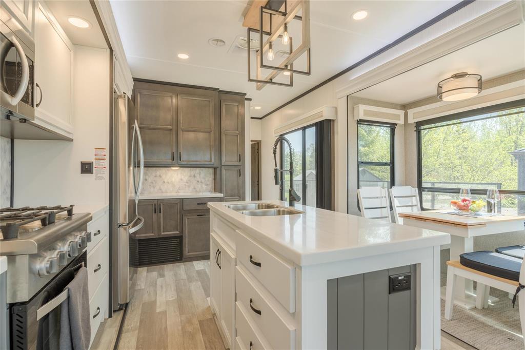 129 37116 Rd 37N Road, Ste Anne Rm, MB