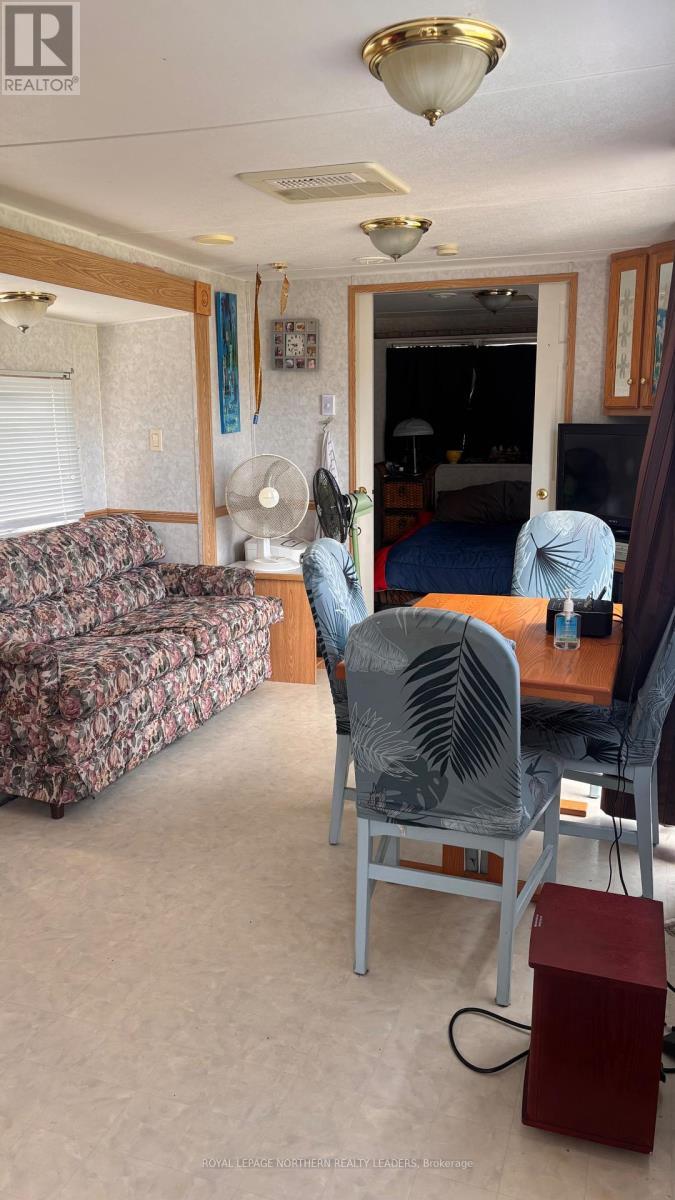 372 Spruce Avenue, Cochrane, ON