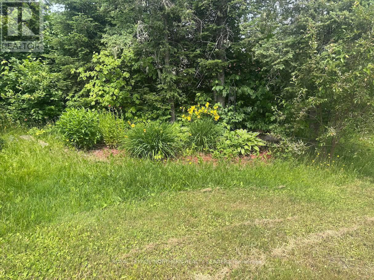 372 Spruce Avenue, Cochrane, ON