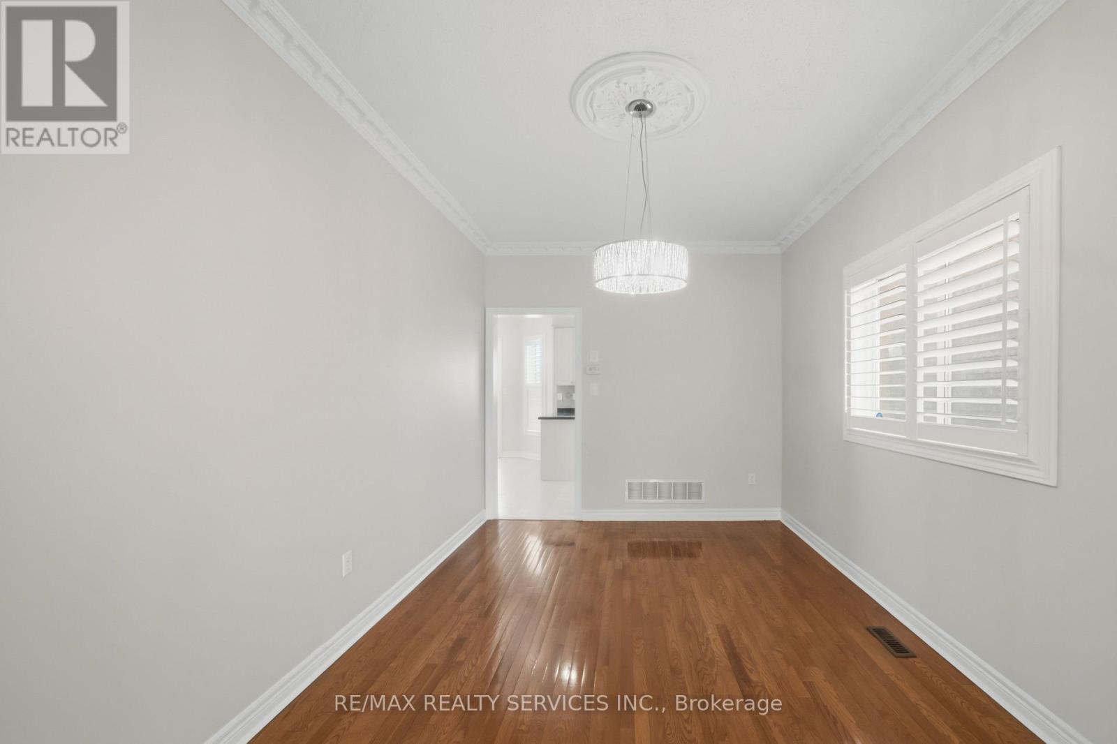20 Switchback Trail, Brampton, ON - Indoor Photo Showing Other Room