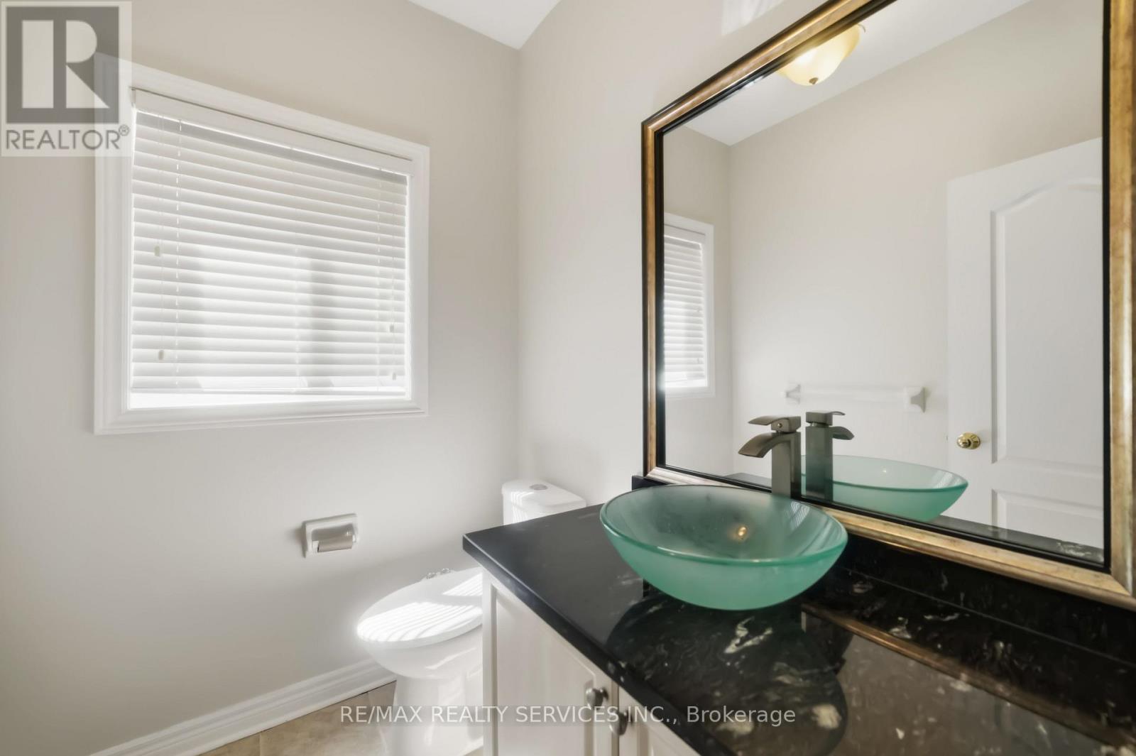 20 Switchback Trail, Brampton, ON - Indoor Photo Showing Bathroom