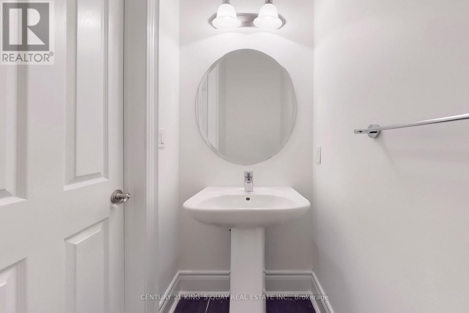 41 Torrey Pines Road, Vaughan, ON - Indoor Photo Showing Bathroom