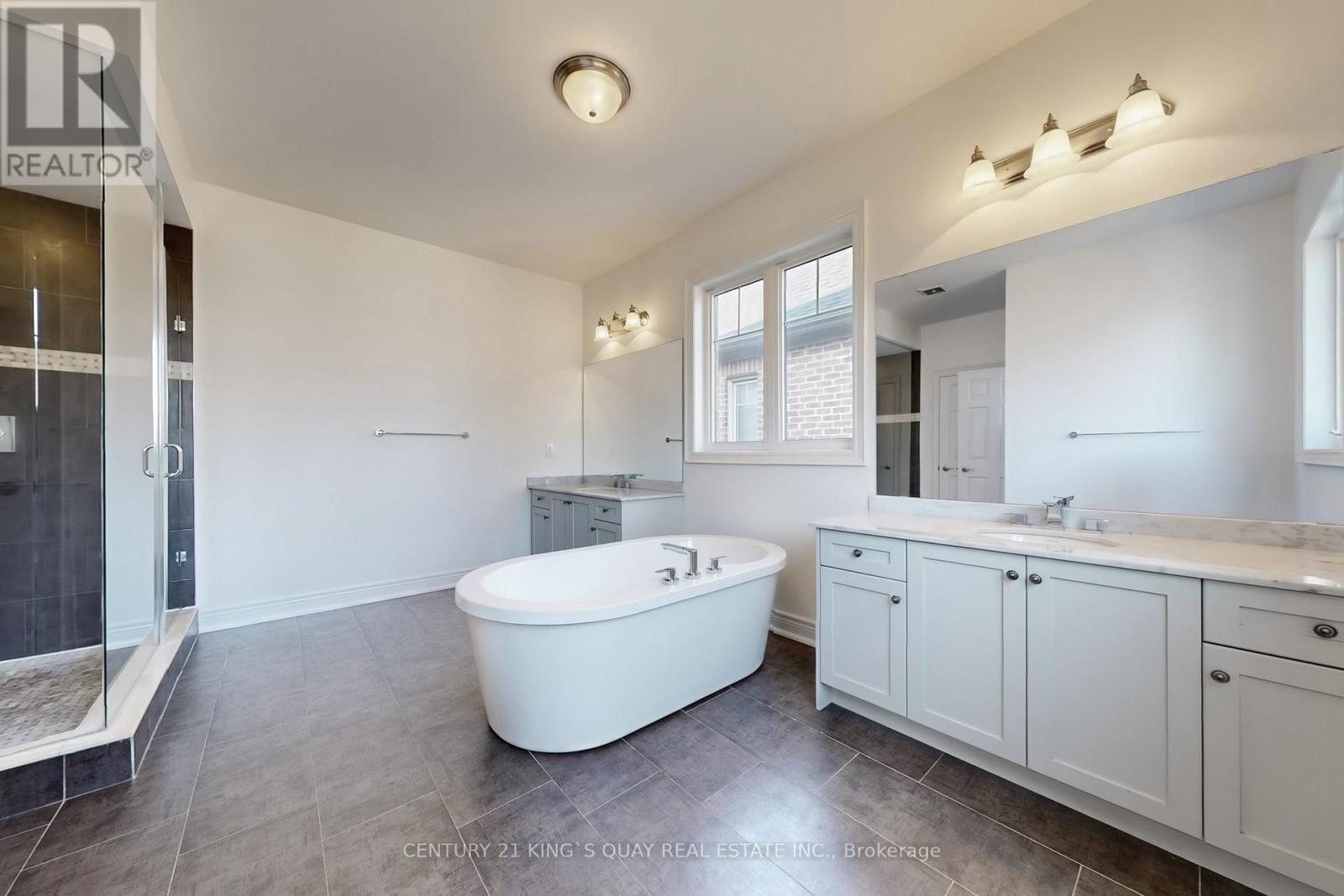 41 Torrey Pines Road, Vaughan, ON - Indoor Photo Showing Bathroom