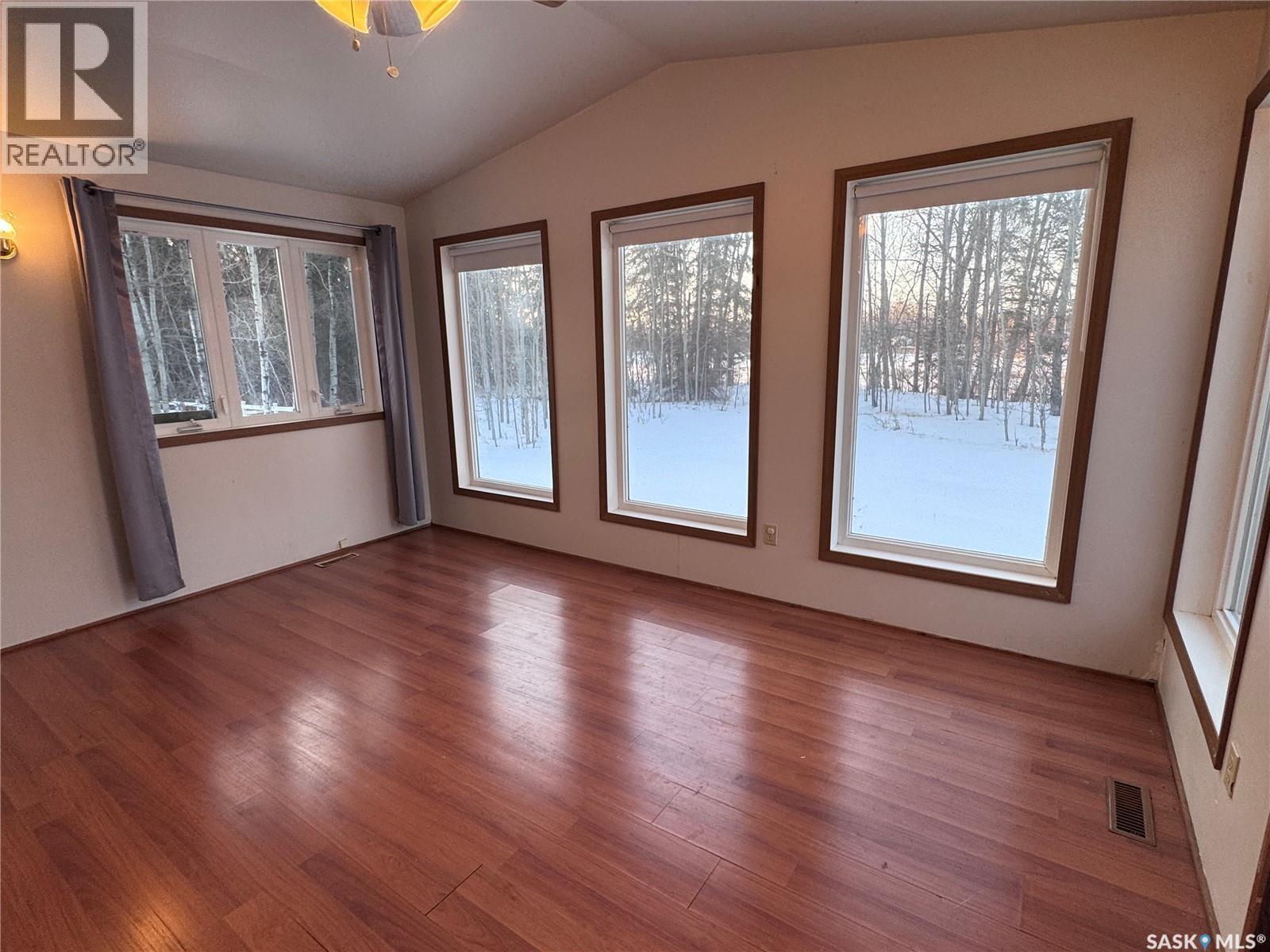 185 Vickers Crescent, Air Ronge, SK - Indoor Photo Showing Other Room