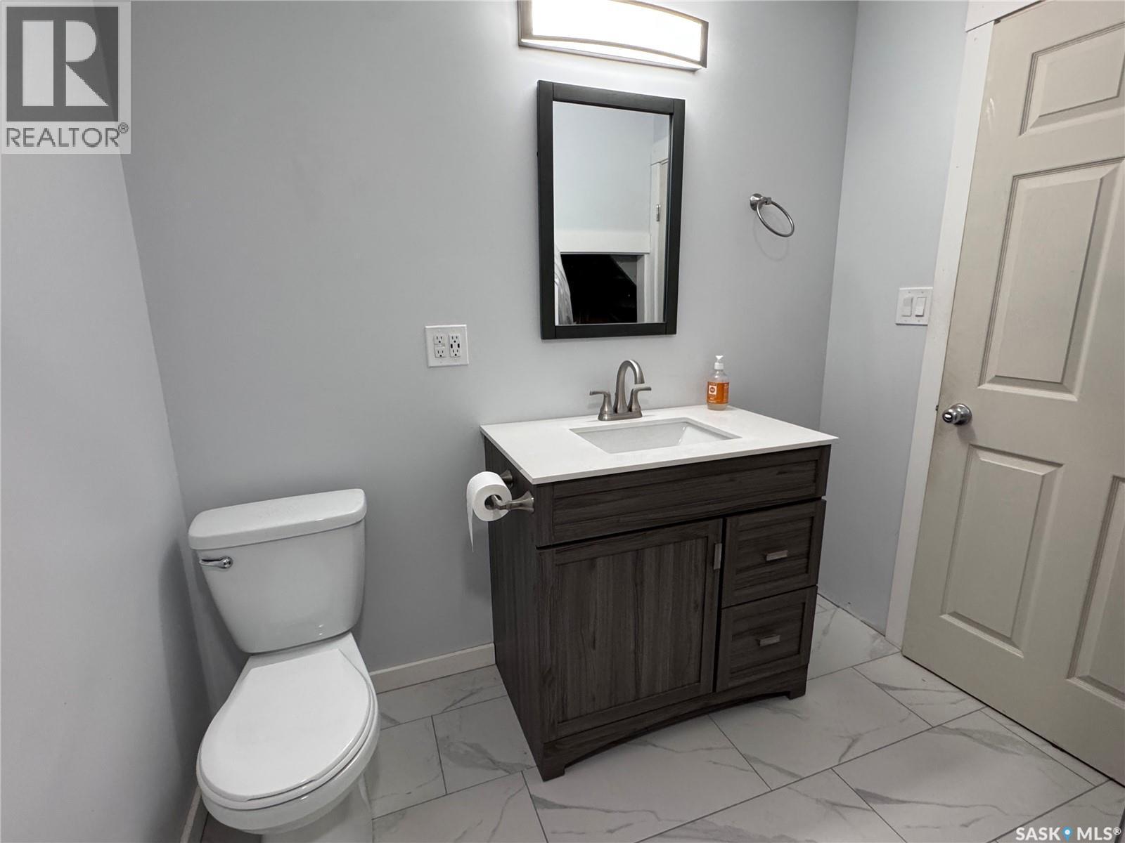 185 Vickers Crescent, Air Ronge, SK - Indoor Photo Showing Bathroom