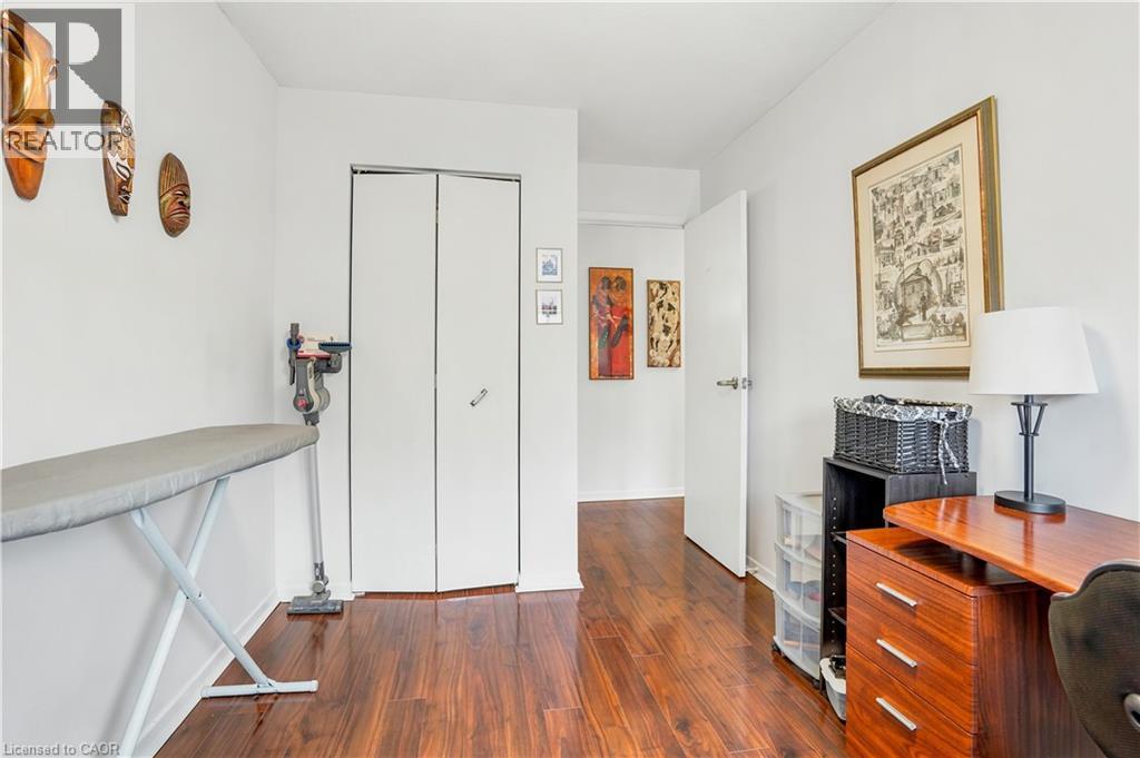 23 Main Street Unit# 404, Dundas, ON - Indoor Photo Showing Other Room