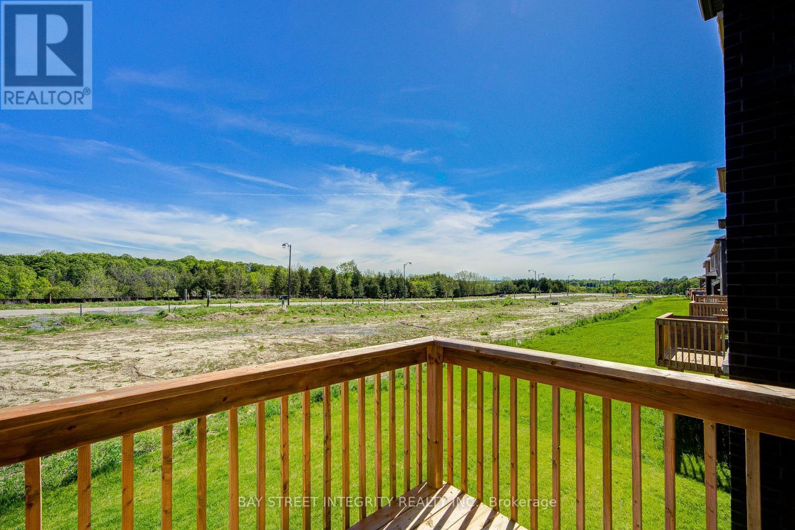 41 Kenneth Rogers Crescent, East Gwillimbury, ON