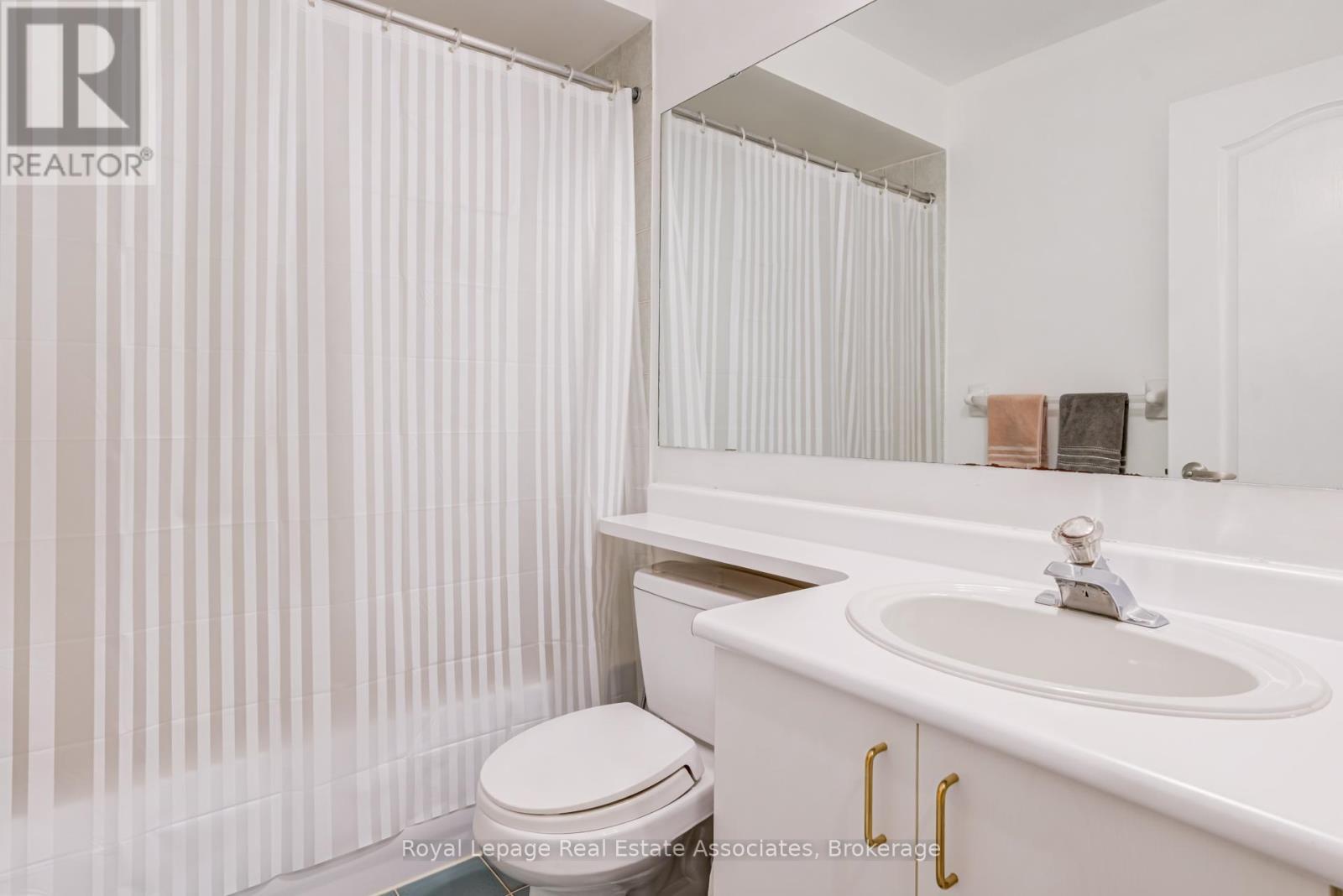1179 Treetop Terrace, Oakville, ON - Indoor Photo Showing Bathroom