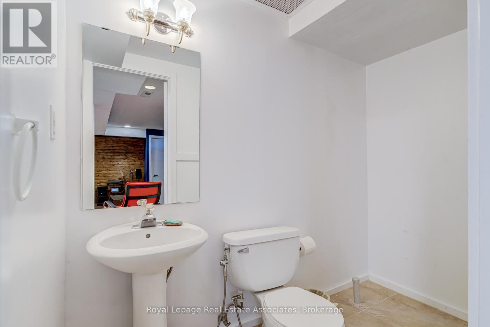 1179 Treetop Terrace, Oakville, ON - Indoor Photo Showing Bathroom