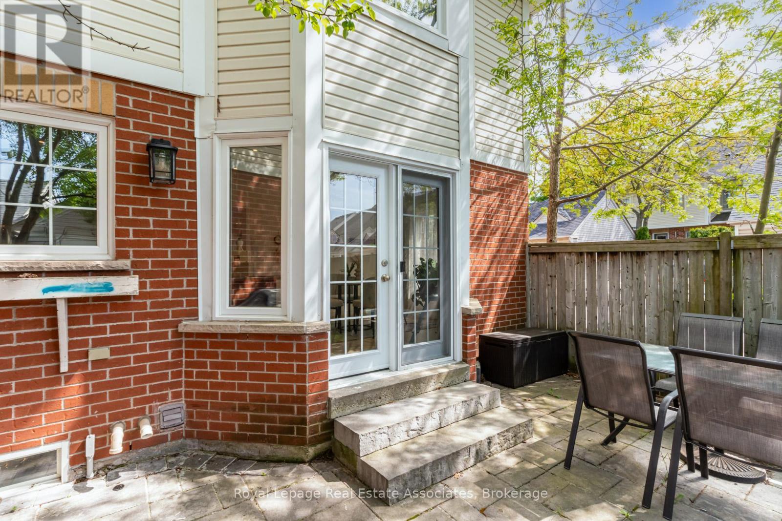 1179 Treetop Terrace, Oakville, ON - Outdoor With Exterior