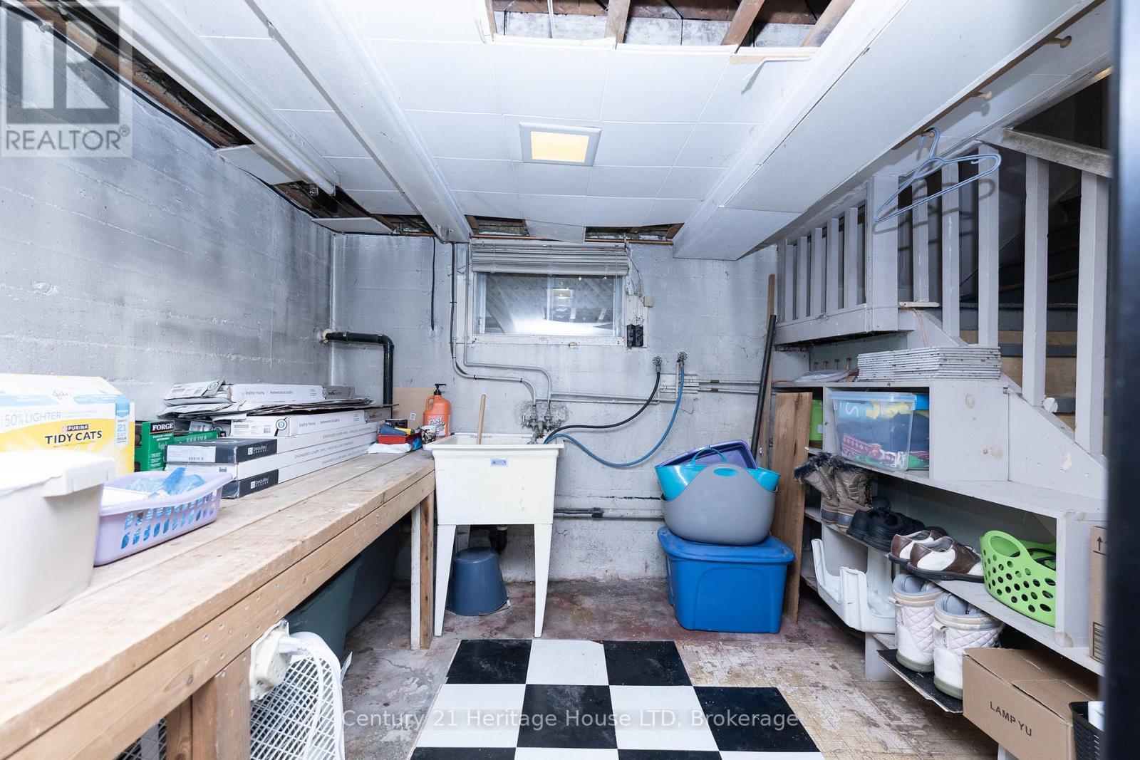 laundry sink in lower level - 148 Gorham Road, Fort Erie (Ridgeway), ON - Indoor