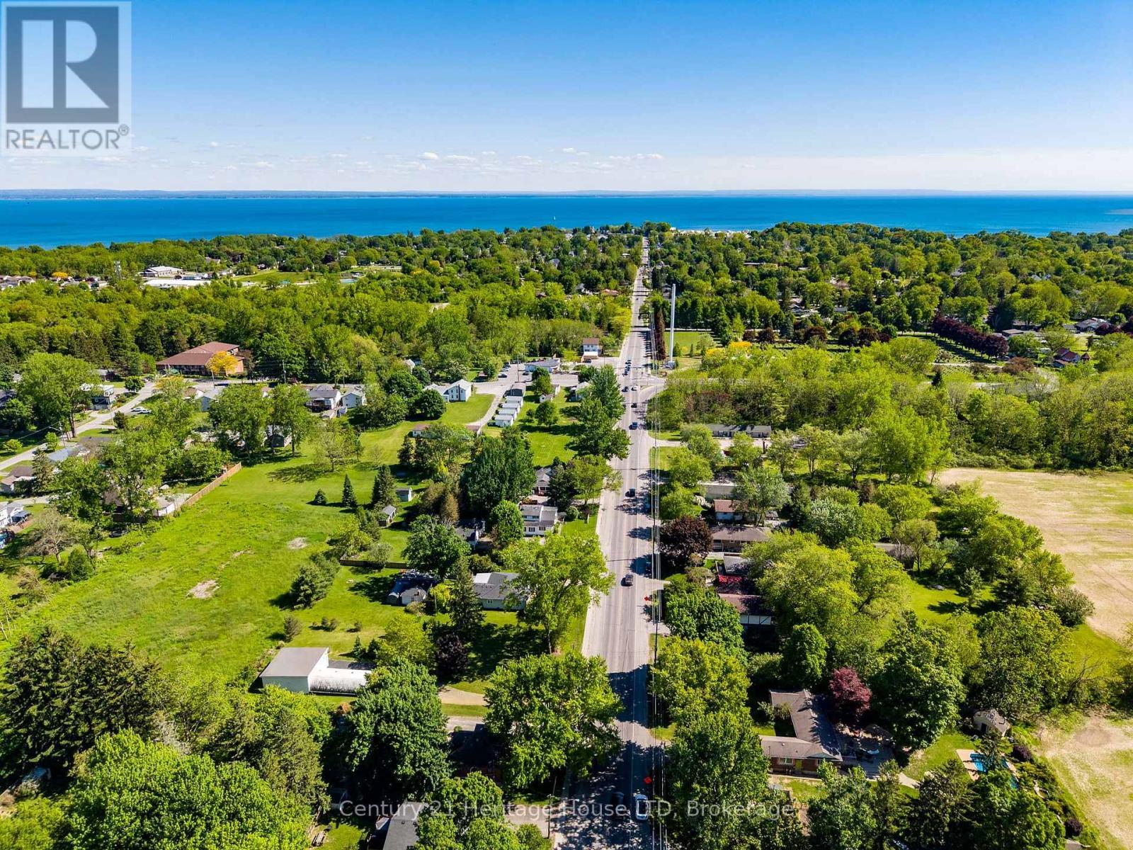 Gorham Road - to Crystal Beach - Lake Erie nearby - 148 Gorham Road, Fort Erie (Ridgeway), ON - Outdoor With View