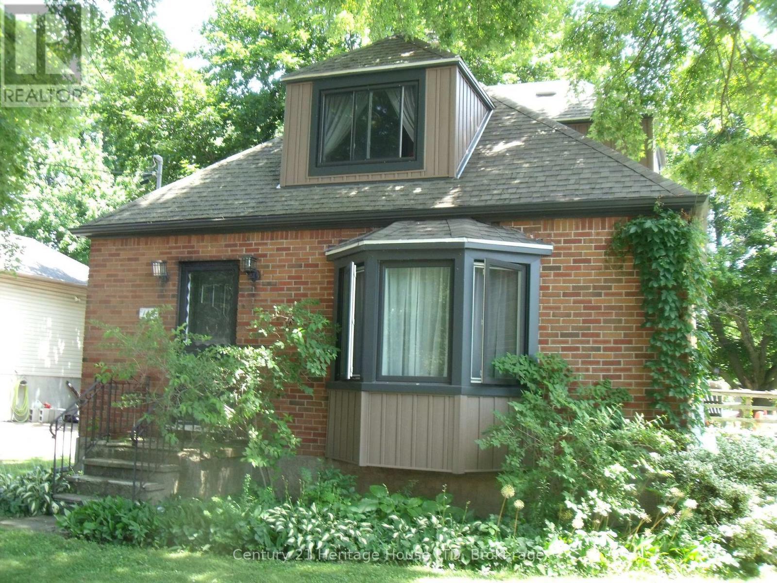 148 Gorham Rd, Ridgeway - 148 Gorham Road, Fort Erie (Ridgeway), ON - Outdoor With Exterior