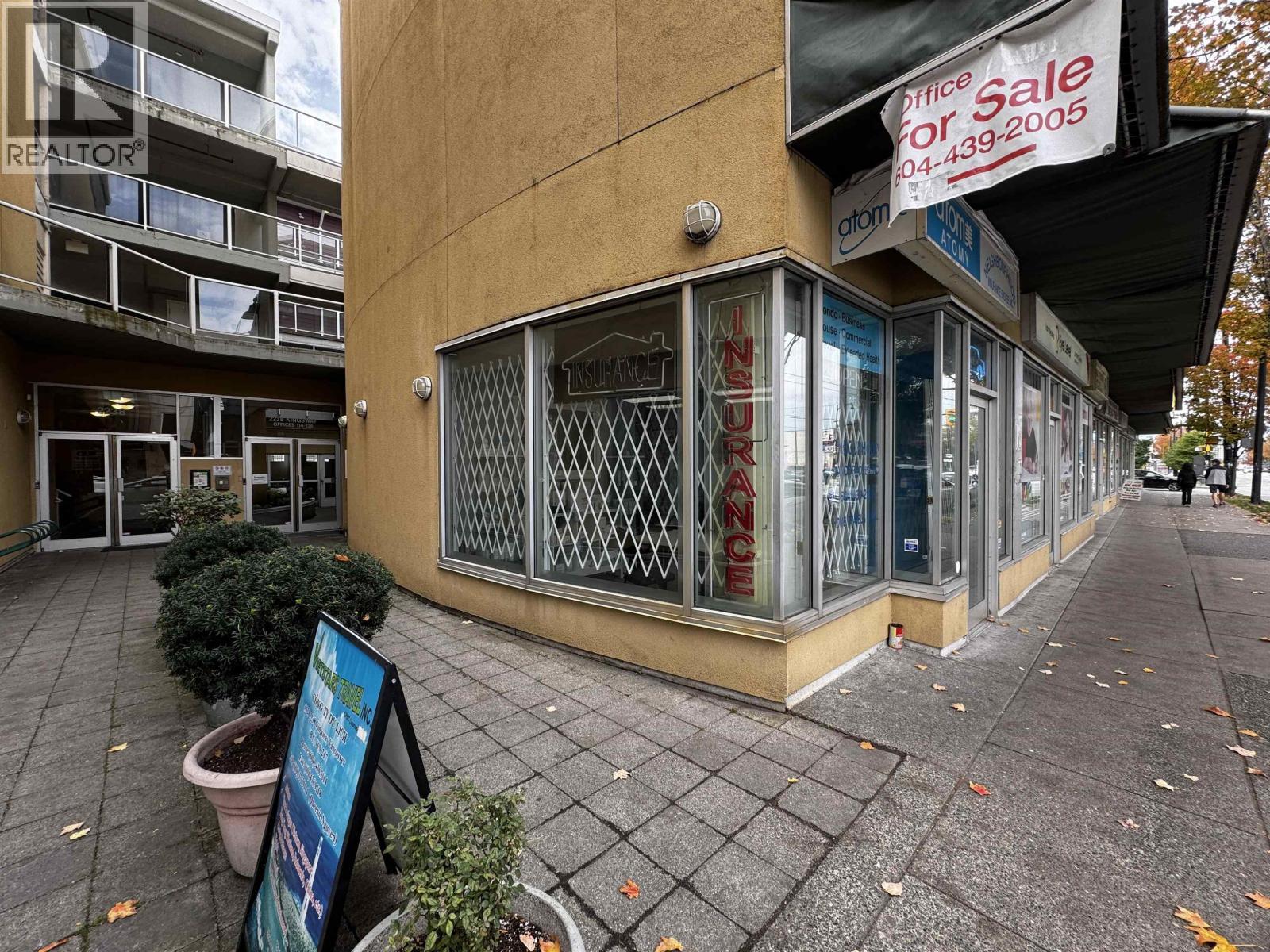 2236 Kingsway, Vancouver, BC