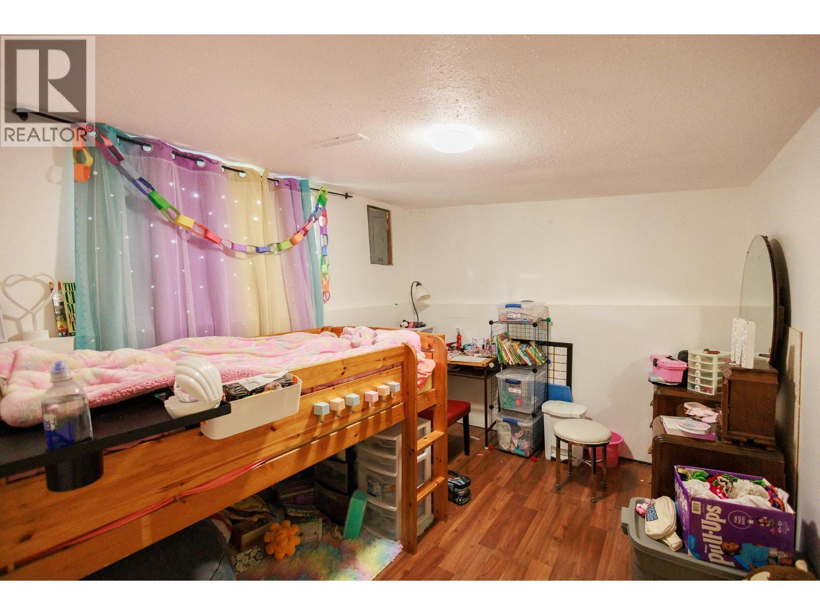 4523 Graham Avenue, Terrace, BC - Indoor Photo Showing Bedroom