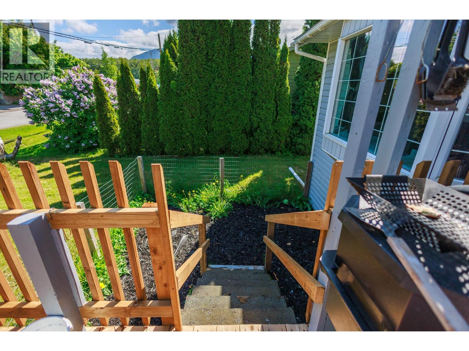 4523 Graham Avenue, Terrace, BC - Outdoor