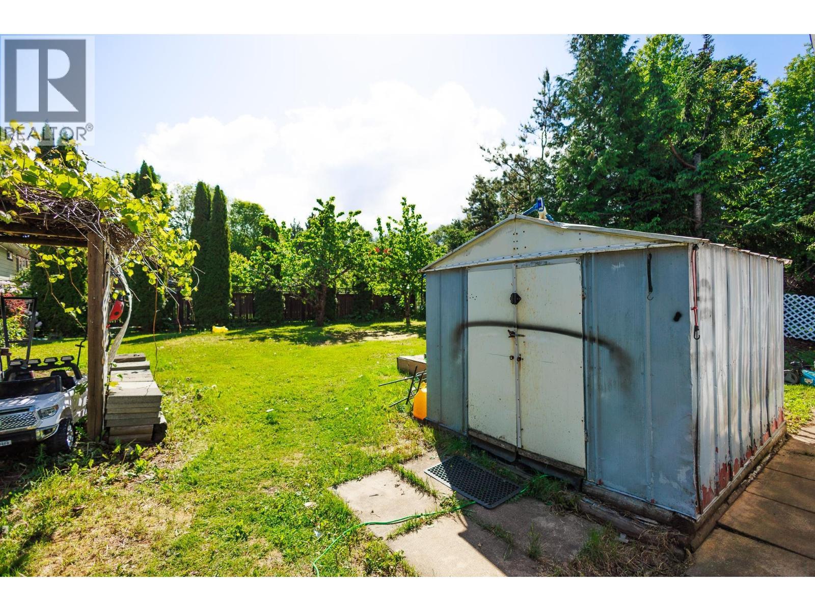 4523 Graham Avenue, Terrace, BC - Outdoor