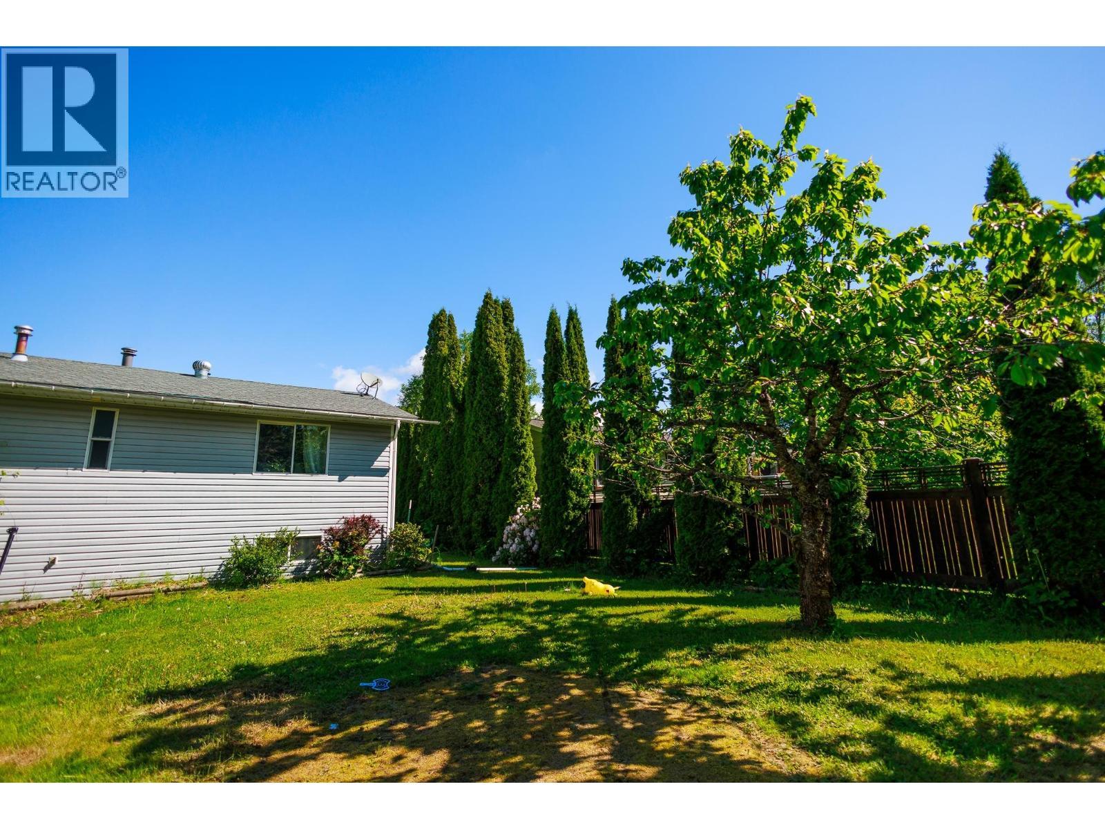 4523 Graham Avenue, Terrace, BC - Outdoor