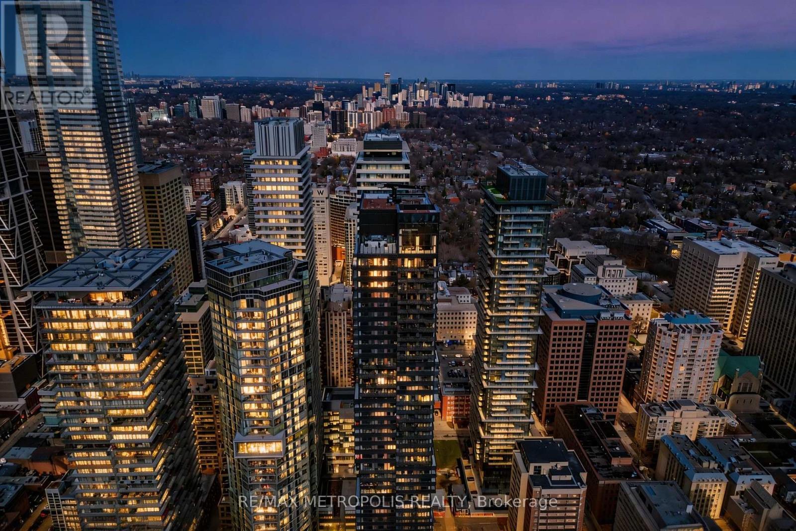 1203 - 55 Charles Street E, Toronto, ON - Outdoor