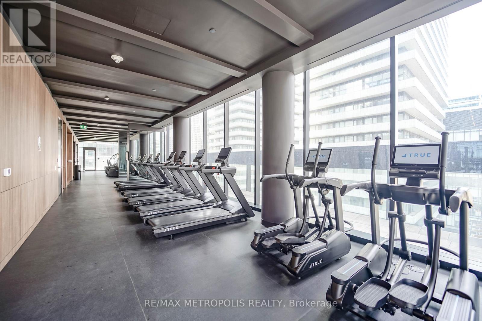 Fitness Centre - 1203 - 55 Charles Street E, Toronto, ON - Indoor Photo Showing Gym Room