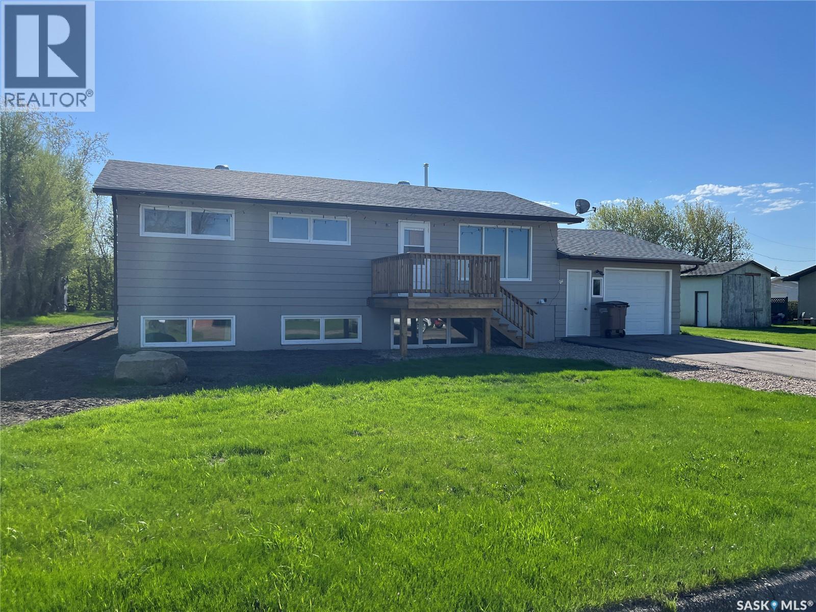 42 6Th Street Ne, Wadena, SK - Outdoor