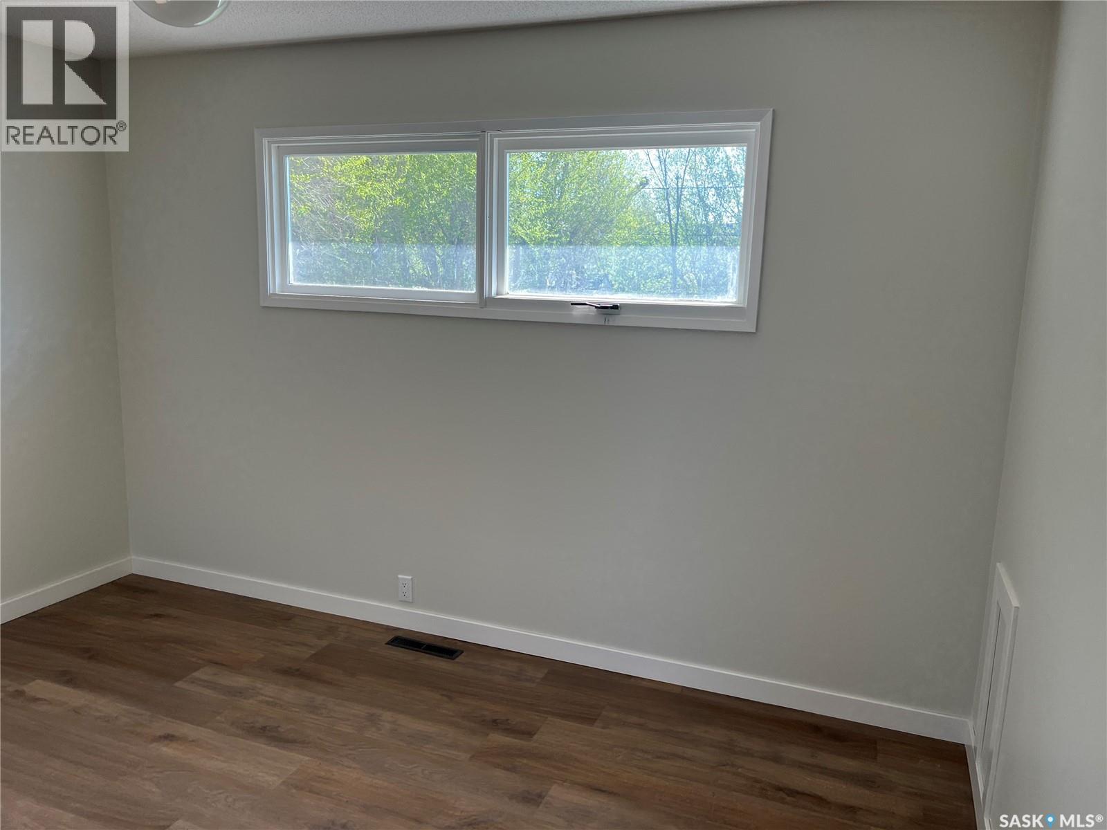 42 6Th Street Ne, Wadena, SK - Indoor Photo Showing Other Room