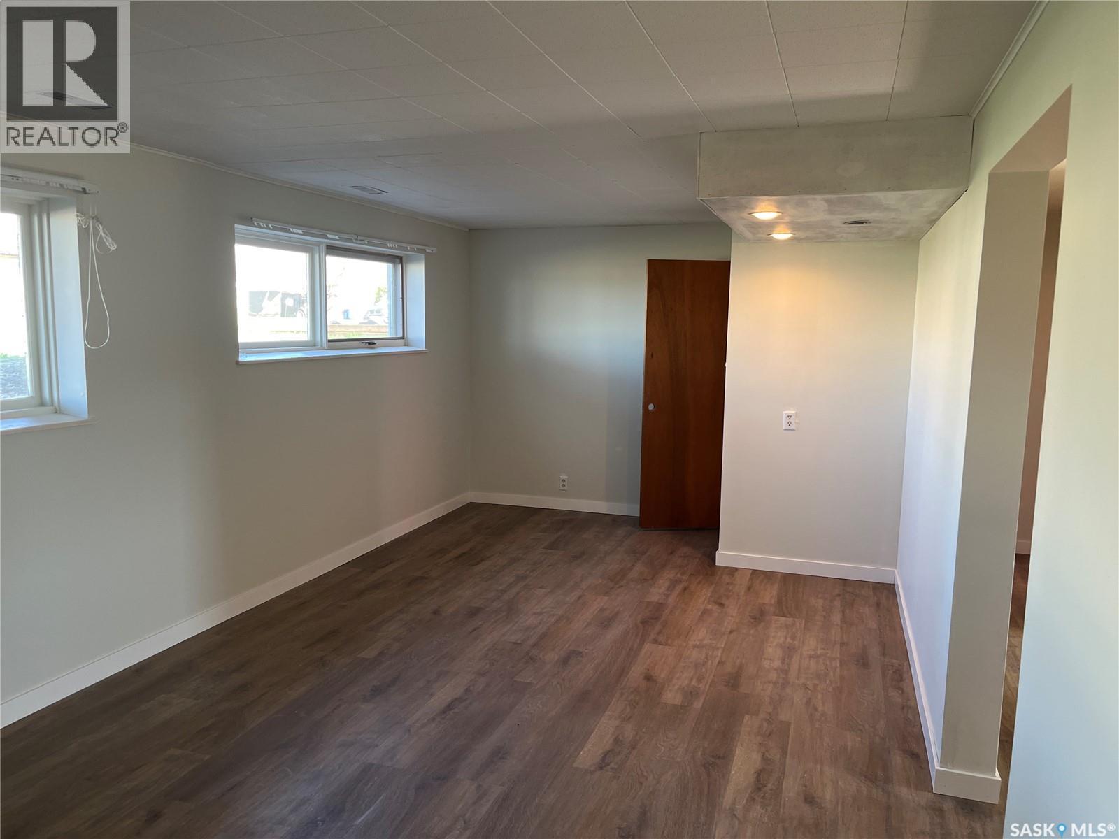 42 6Th Street Ne, Wadena, SK - Indoor Photo Showing Other Room