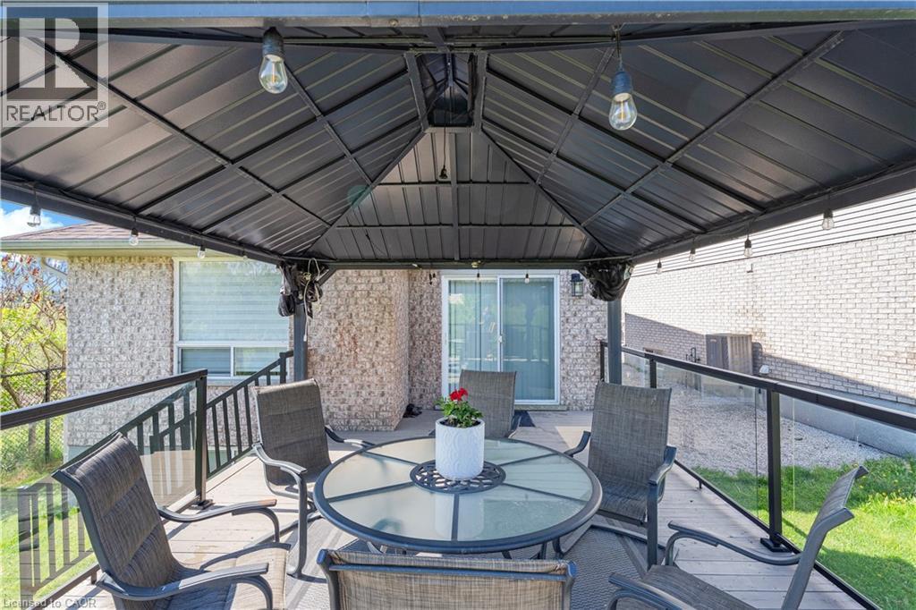 177 Watson Road N, Guelph, ON - Outdoor With Exterior