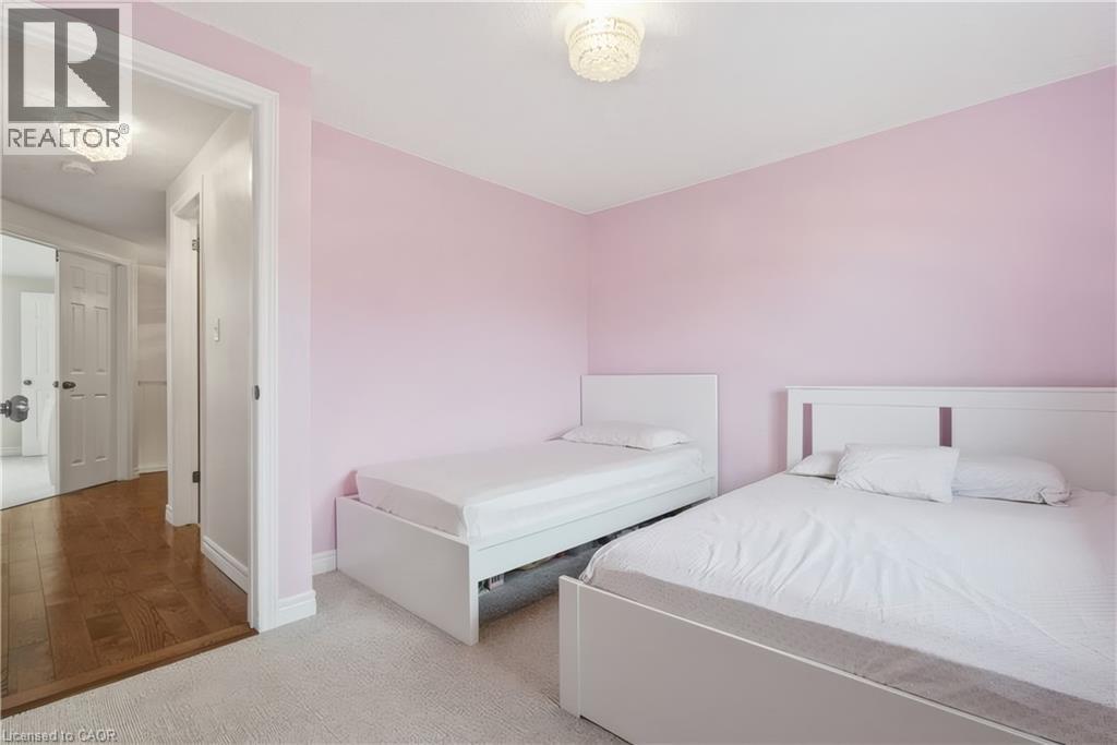 177 Watson Road N, Guelph, ON - Indoor Photo Showing Bedroom