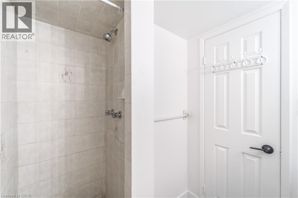 432 Main Street E Unit# 601, Hamilton, ON - Indoor Photo Showing Bathroom