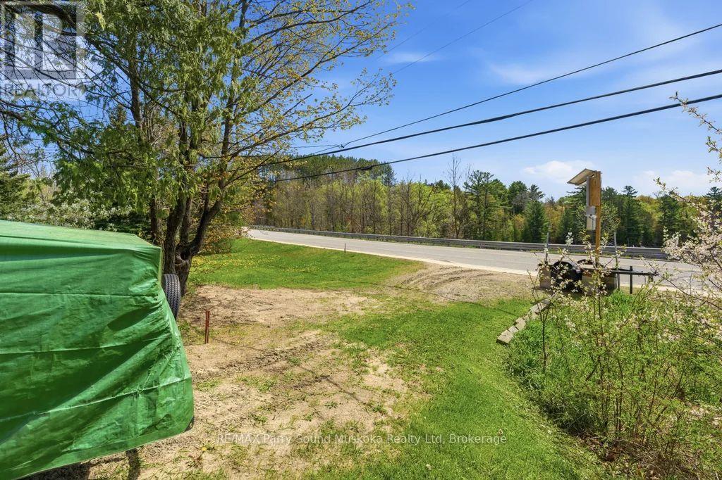 Vacant lot with driveway - 1 Butler Street, Whitestone (Dunchurch), ON - Outdoor With View