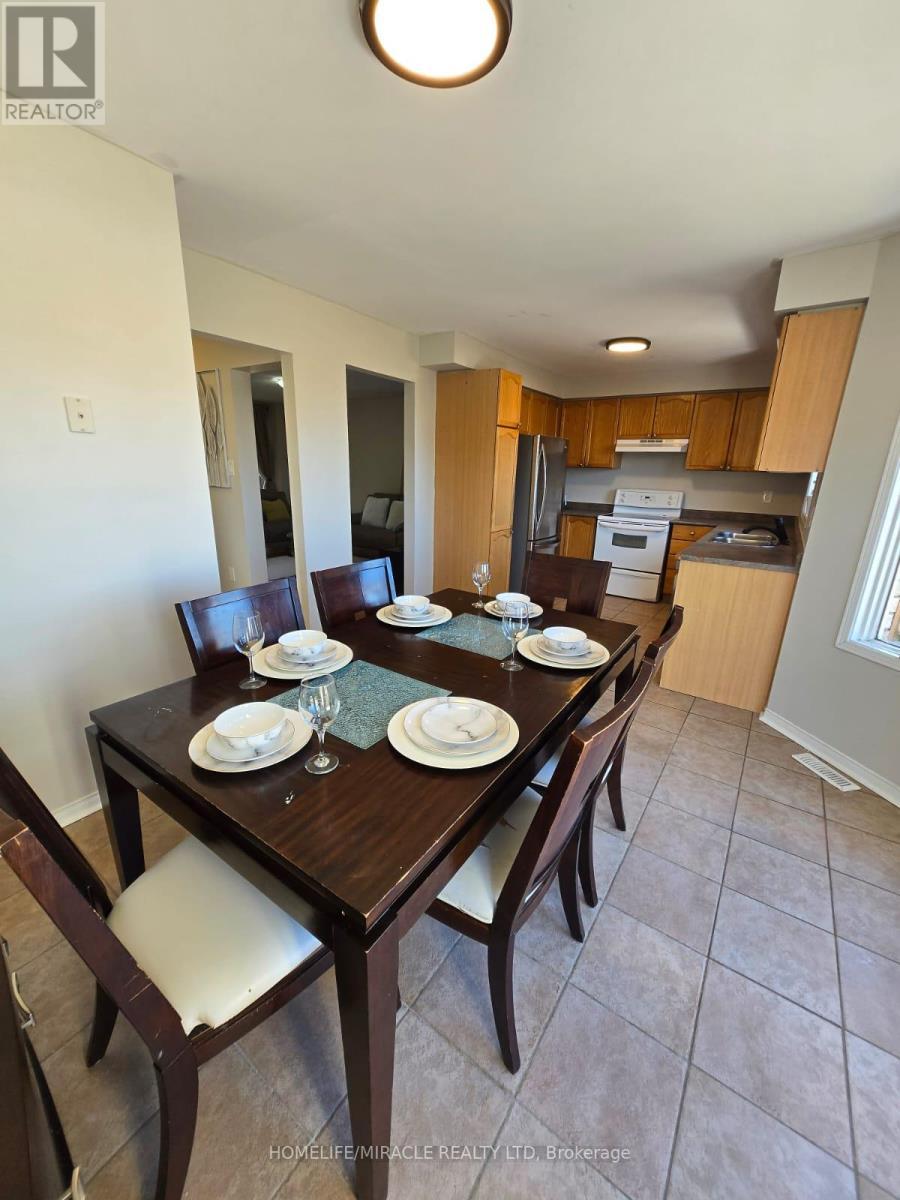 29 Nicholson Drive, Barrie, ON - Indoor Photo Showing Dining Room