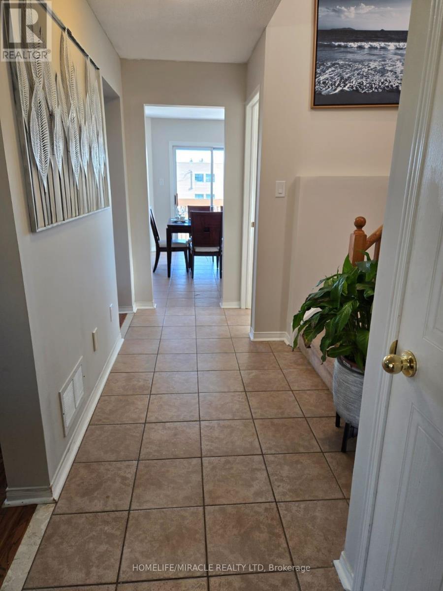 29 Nicholson Drive, Barrie, ON - Indoor Photo Showing Other Room