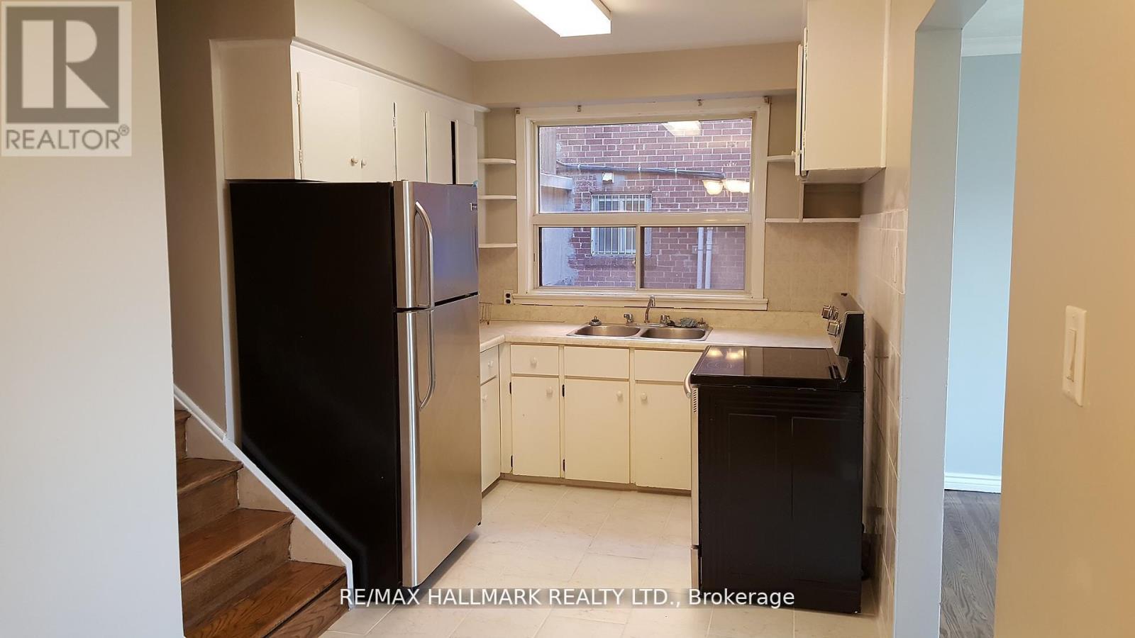 1268 Davenport Road, Toronto, ON - Indoor Photo Showing Other Room